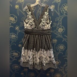 AMANDA LANE surplice crossover BLACK AND WHITE print party dress SIZE 12 pleated